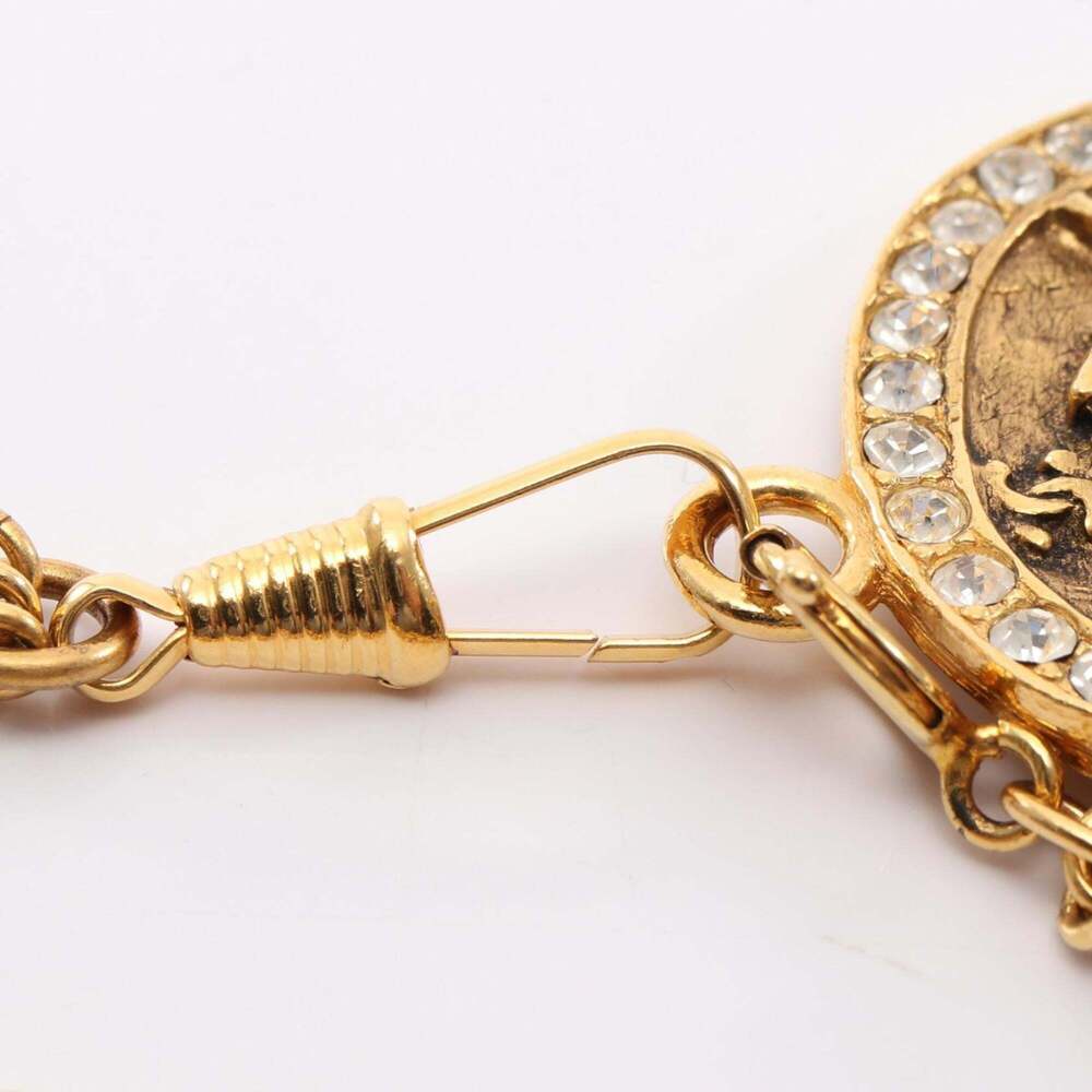 CHANEL Authentic White Necklace - Picture 4 of 8